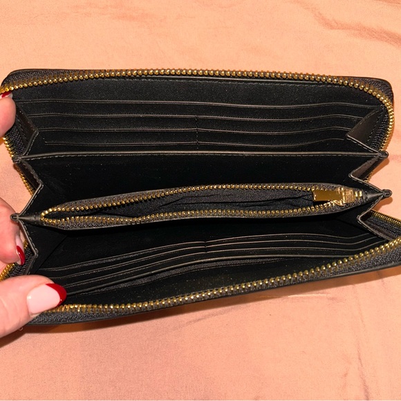 Coach Black Pebbled Leather Wristlet - Picture 4 of 4